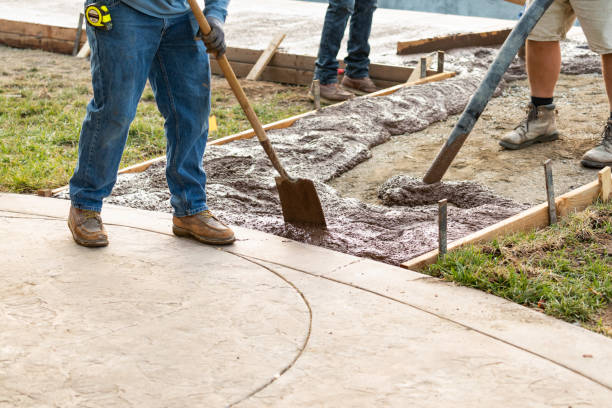 Best Concrete Pool Decks in Strafford, MO